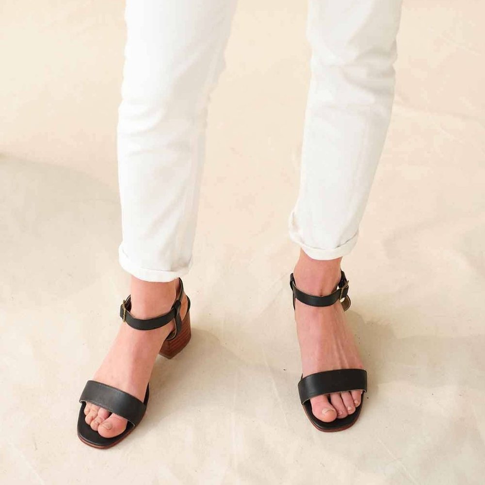 Nisolo Lucia Block Heel Sandal Black - 9